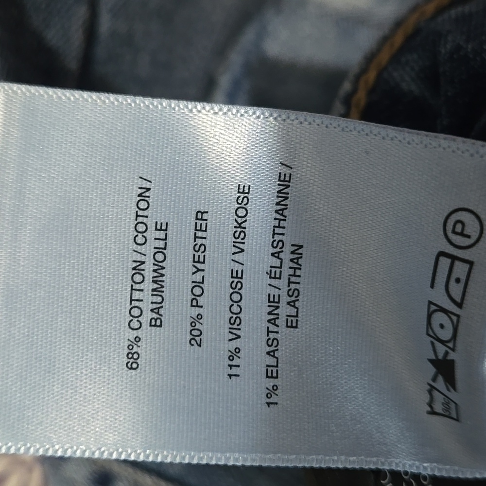 W29 L4 Silver Jeans Co. NWT  Women's Shorts. Suki Short Curvy Fit Mid Rise. - Picture 12 of 14